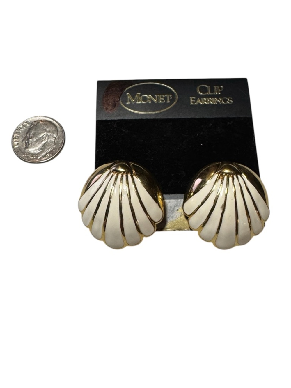 NWT!  Vintage/Marked Monet Shell Clip-on Earrings. Gold Tone / Ivory Tone